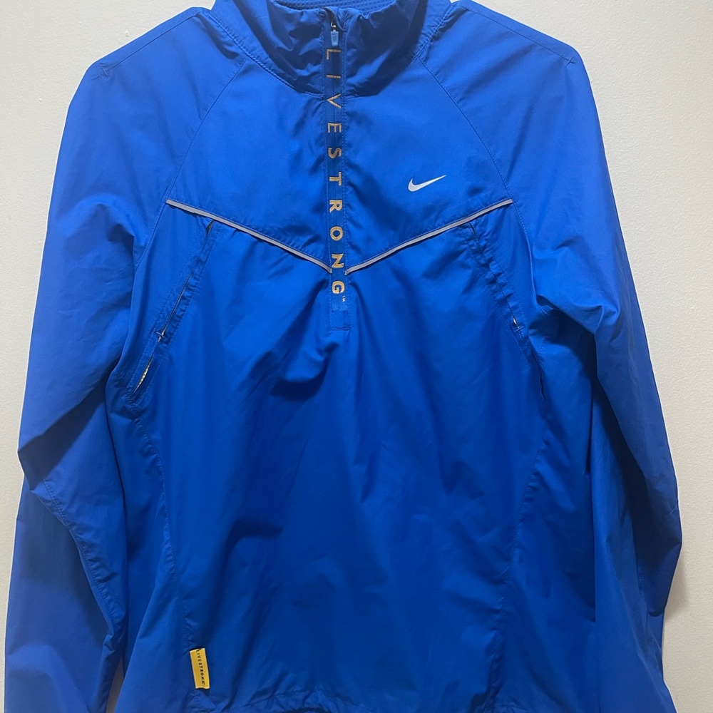 Nike Livestrong  Half Zip Royal Blue Windbreaker Jacket Size 8-10 Size Medium